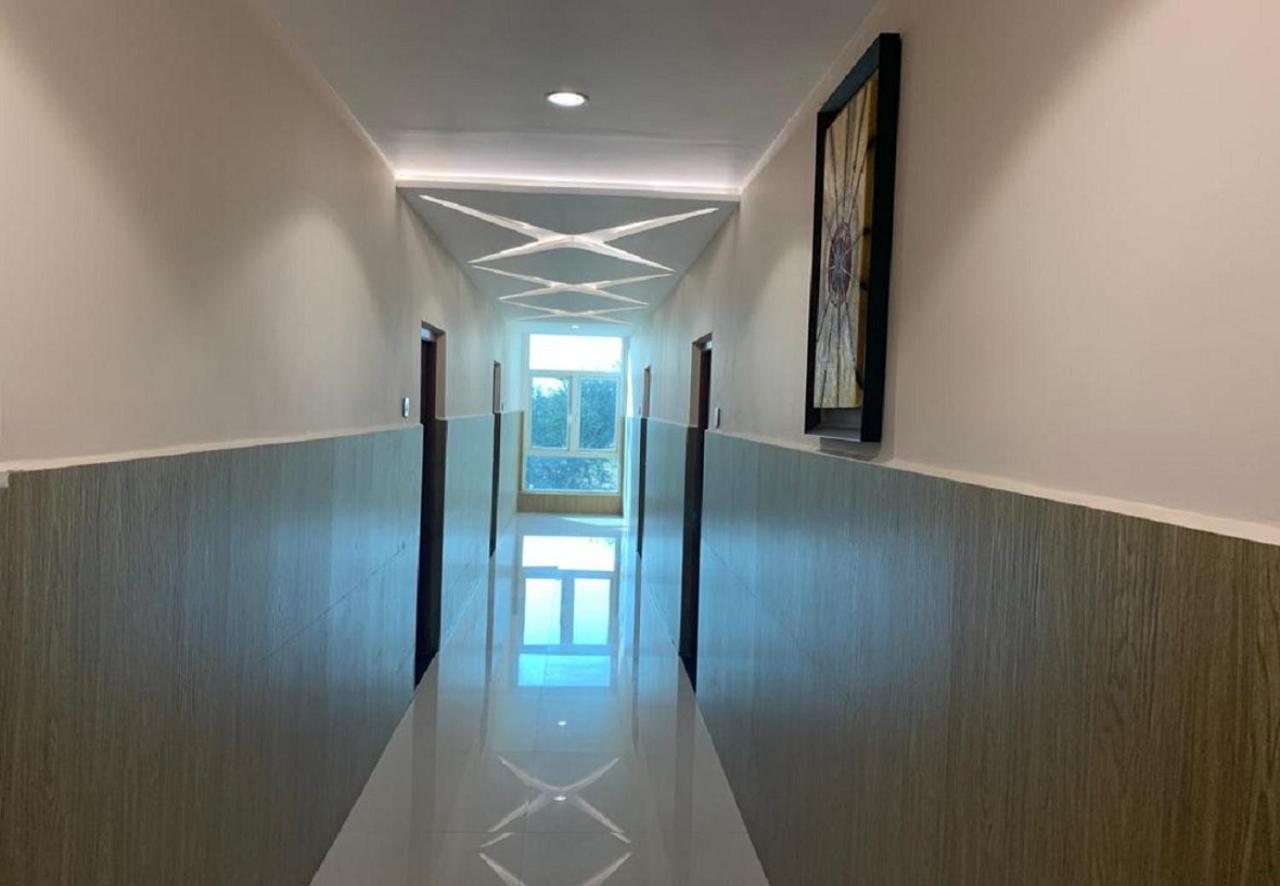 Ganesh Meridian Tiruppattur Экстерьер фото